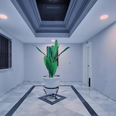 La Terraza De Lulu Little *