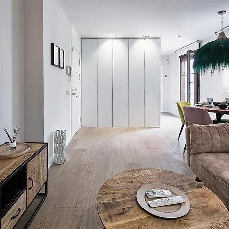 La Terraza De Lulu Little