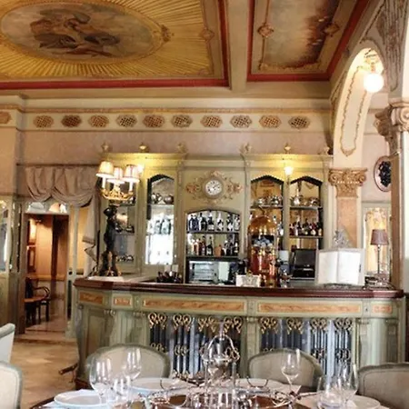 La Terraza De Lulu Little كاديز